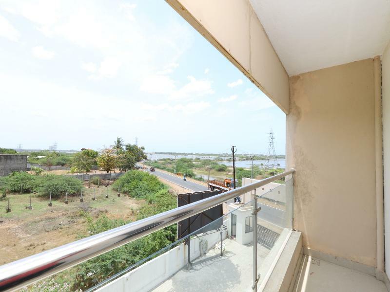 Oyo Flagship 14716 Omr Kelambakkam Hotel Chennai Eksteriør billede